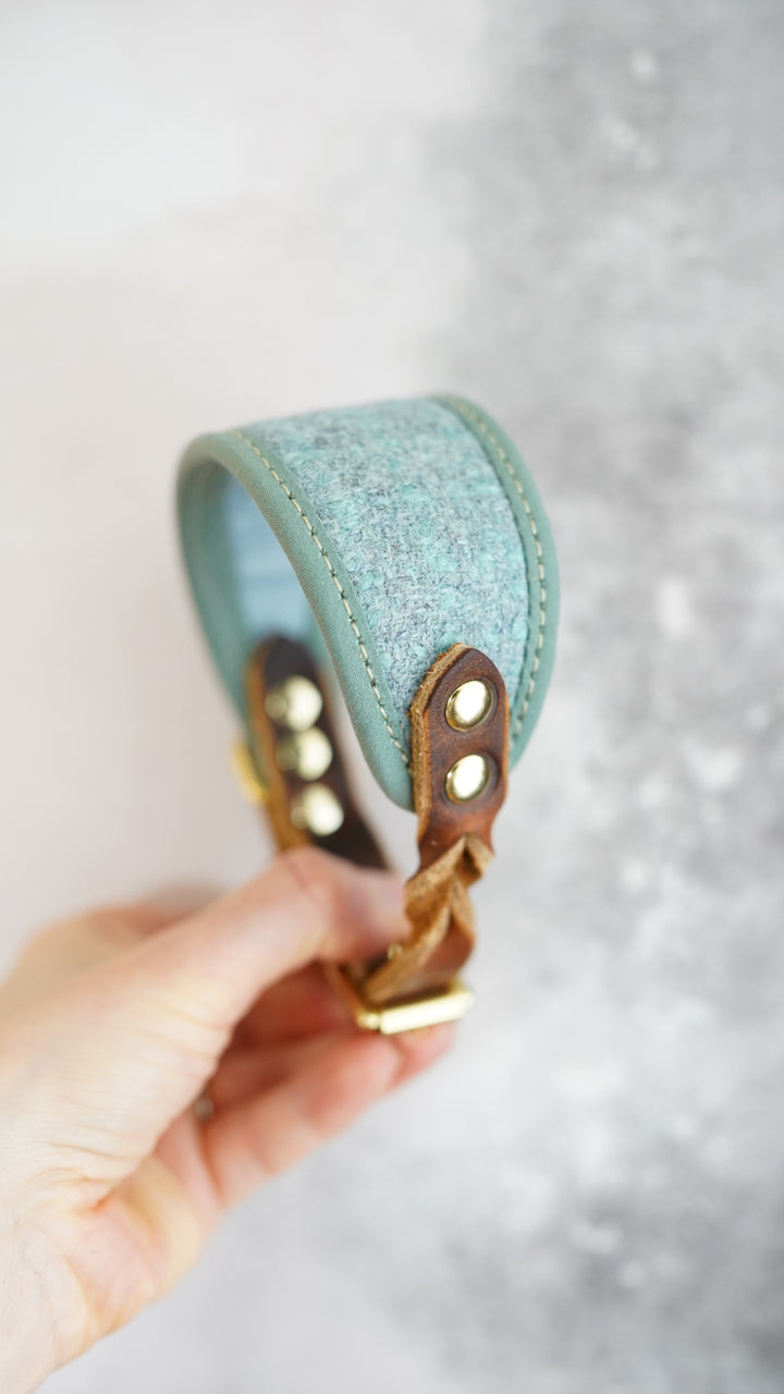 Alder - Signature Collar - Pure Wool Tweed