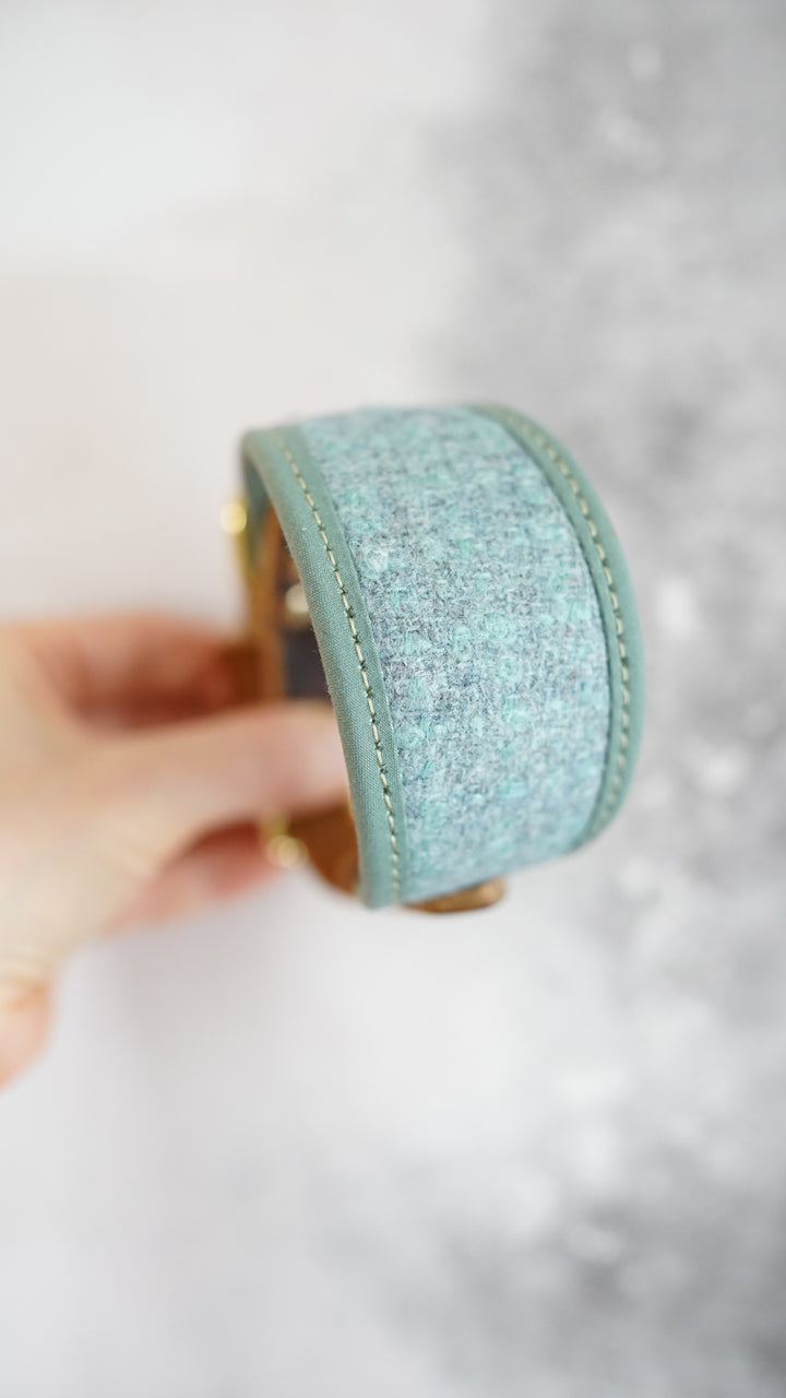 Alder - Signature Collar - Pure Wool Tweed