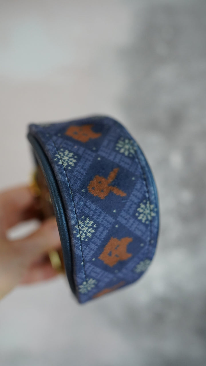 Cosy Club - Tapered Luxe Collar - Velvet