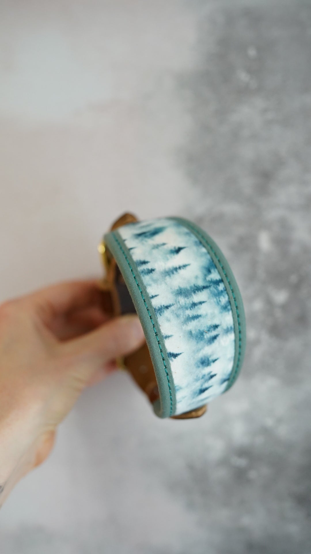 The North - Signature Collar - Velvet