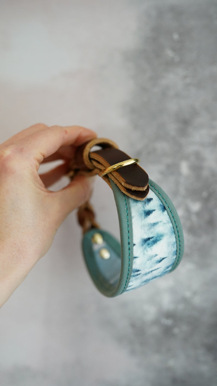 The North - Signature Collar - Velvet