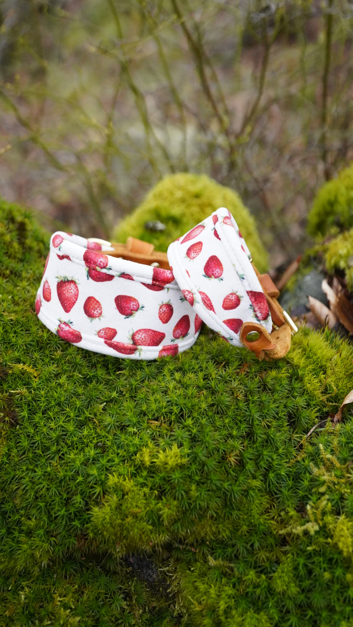 Strawberry Fields - Signature Collar - Velvet