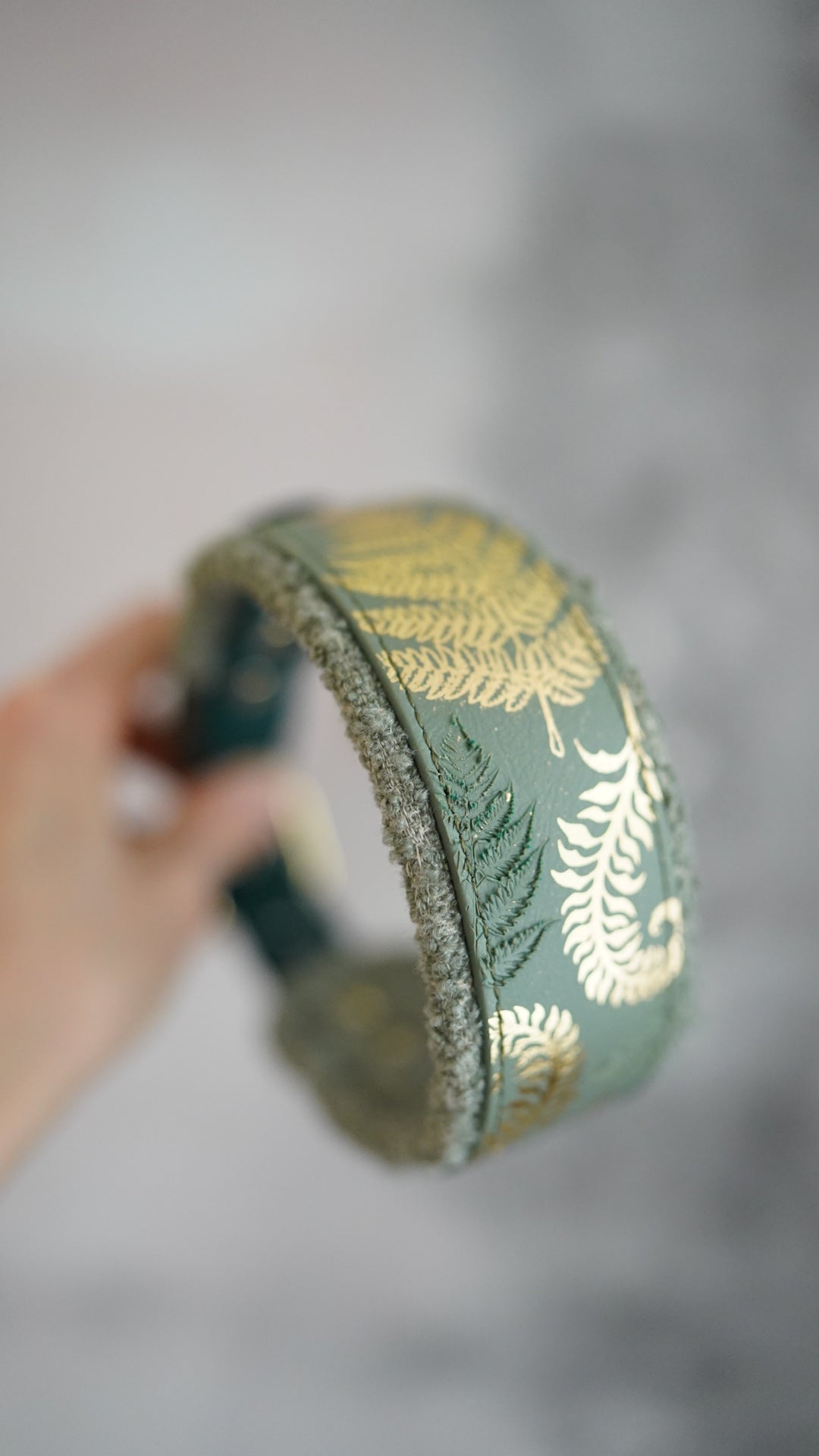 Signature Boucle Collars