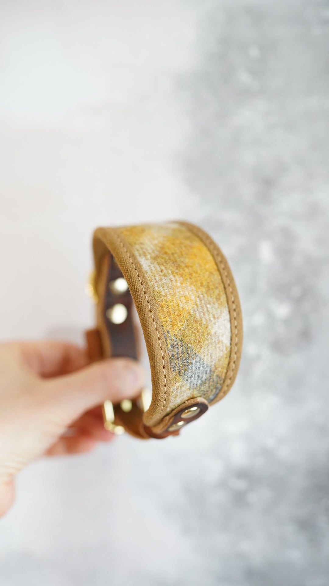 Hazel - Signature Collar - Pure Wool Tweed