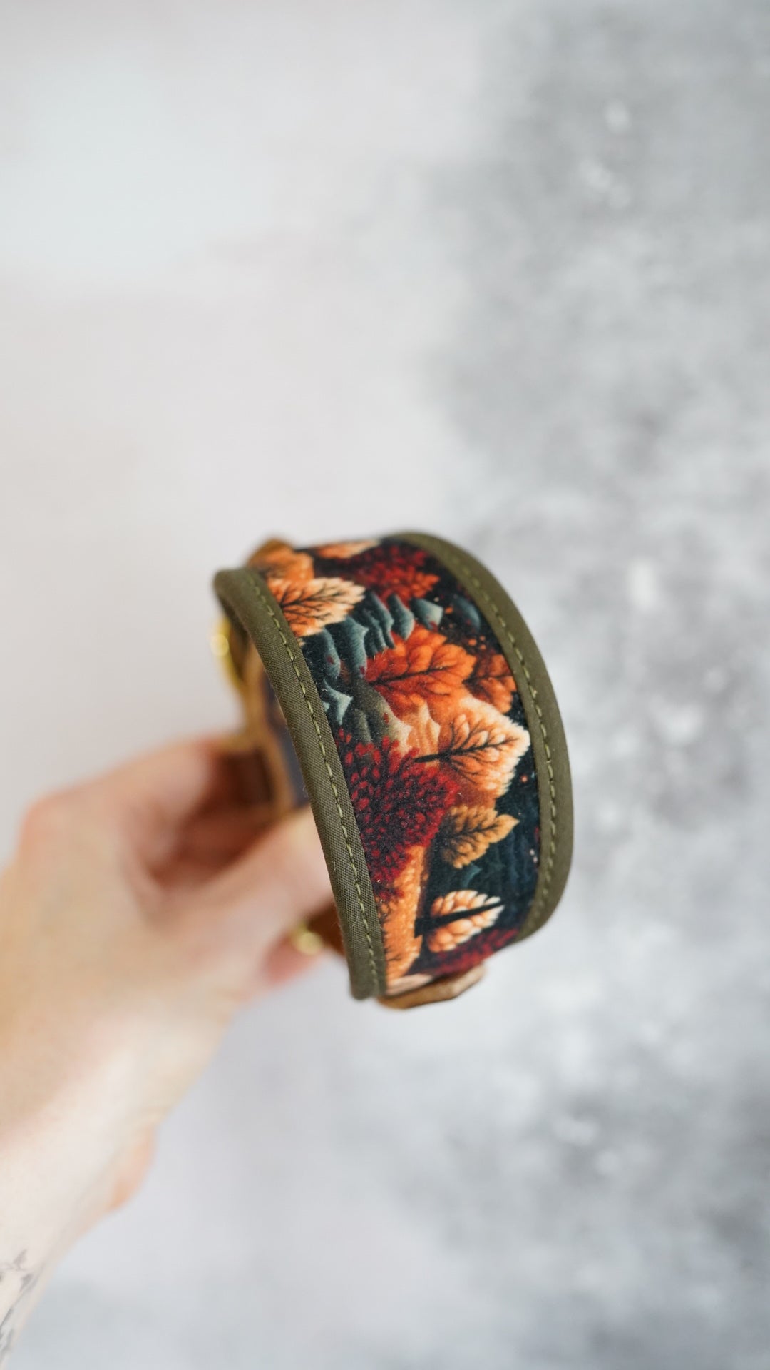 Amber - Signature Collar - Velvet