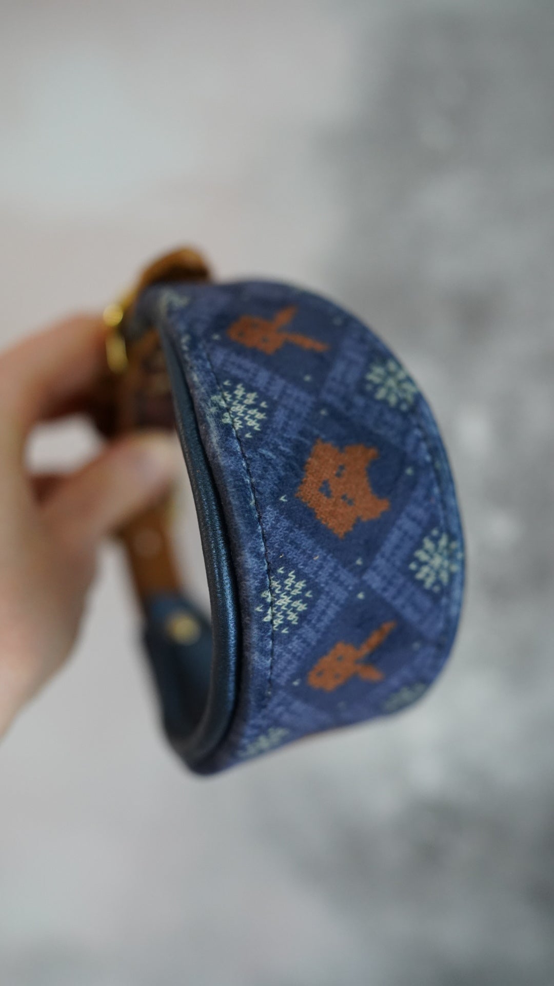 Cosy Club - Tapered Luxe Collar - Velvet