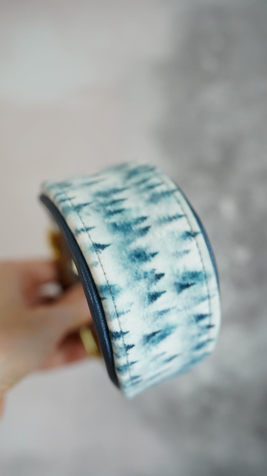 The North - Tapered Luxe Collar - Velvet