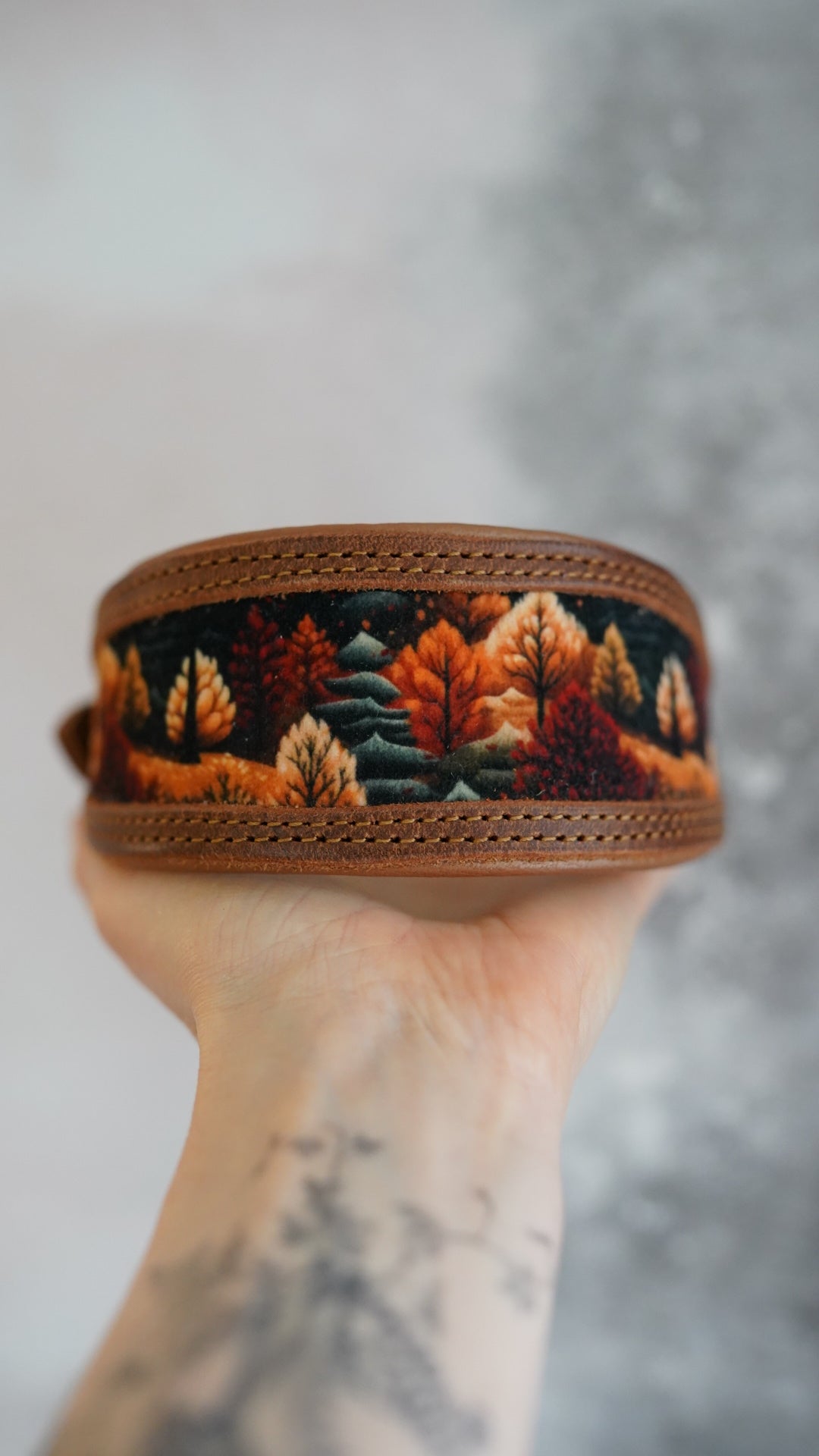 Cutout Tapered Luxe Collars