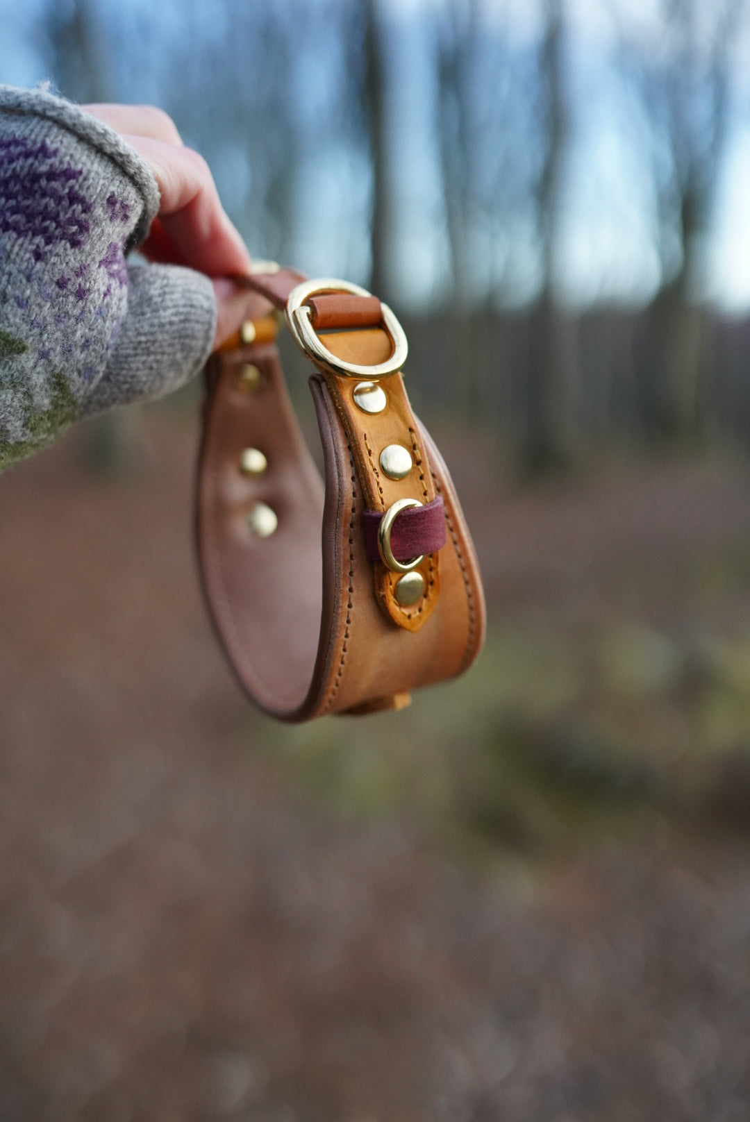 Colourblock Soft Adjustable Buckle Slips - Slim and Hound