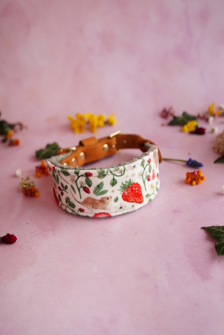 Wild Strawberry - Borderless Signature - Velvet