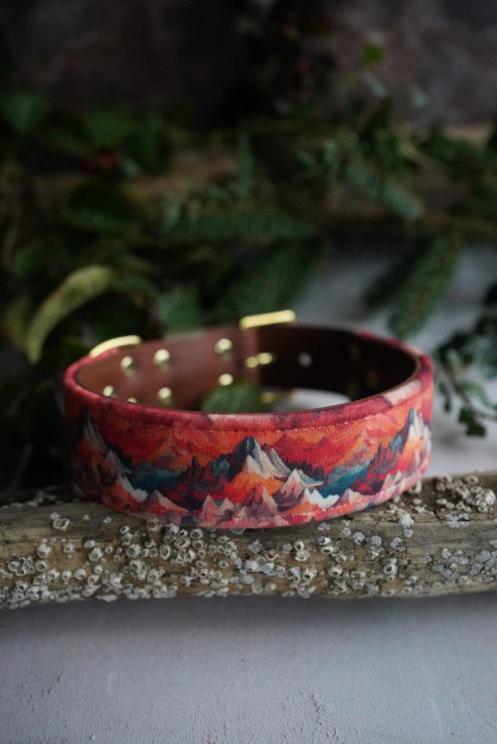 Mordor - Luxury Buckle Collar - Velvet