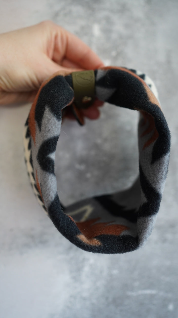 Cairn - ID scarf