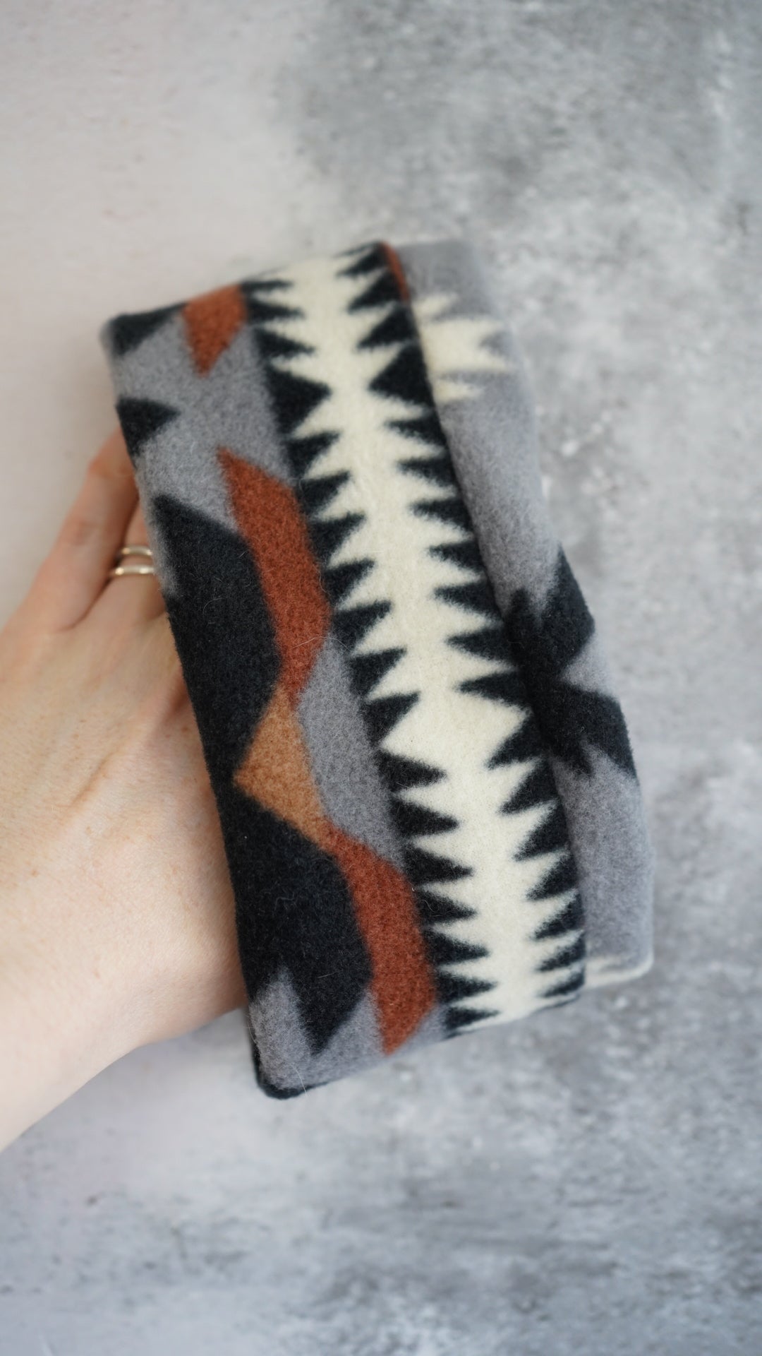 Cairn - ID scarf